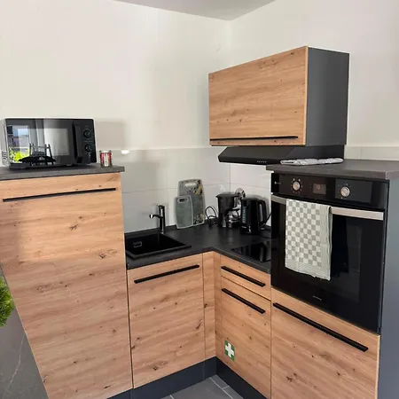 Ruhiges Studio-apartment Mit 2 Einzelbetten & Eigenem Bad Appartement *